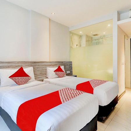 Collection O Cihampelas Near Ciwalk Formerly I Sleep Hotel Bandung Exterior foto